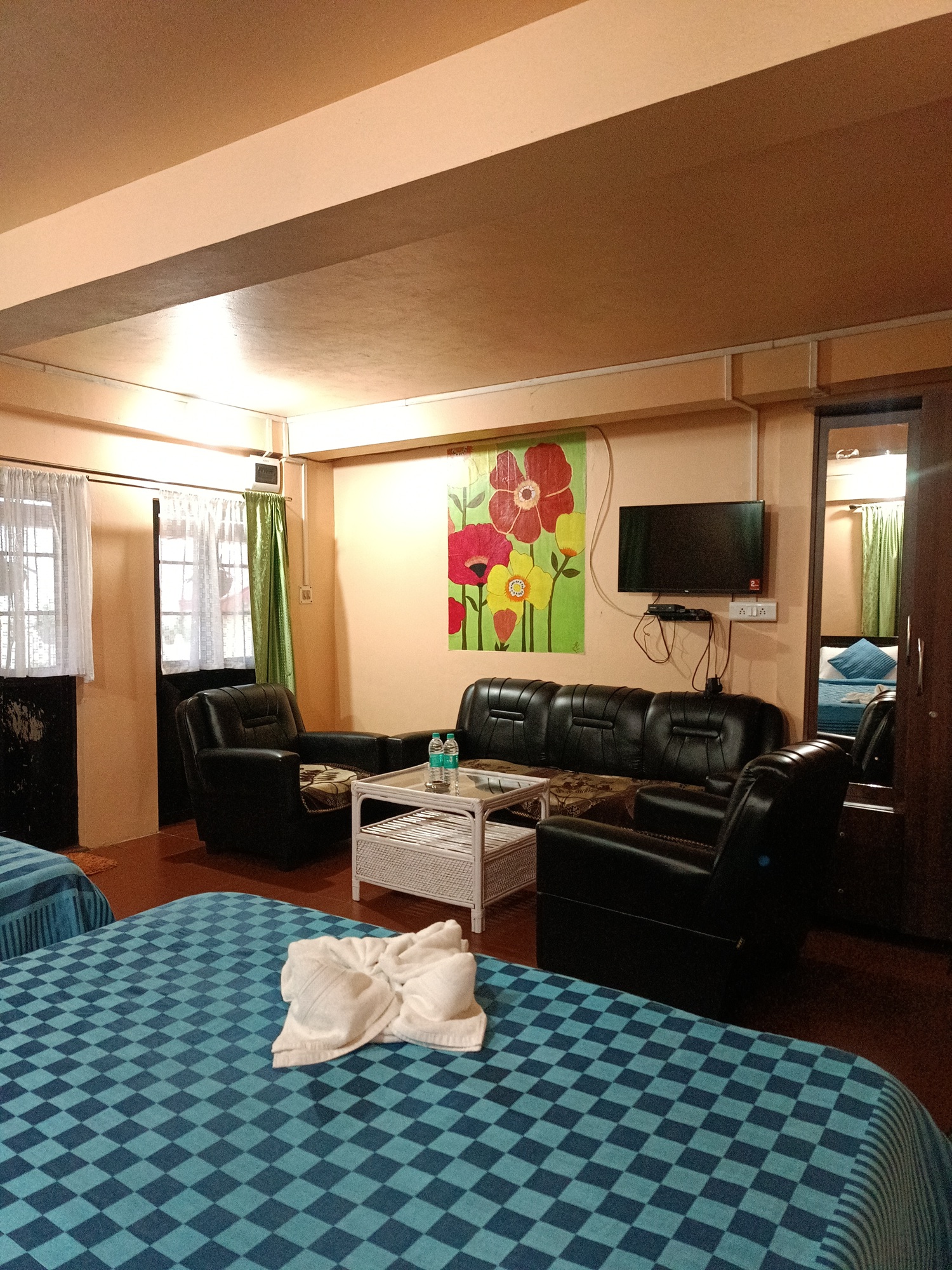 Family Room - Image 2